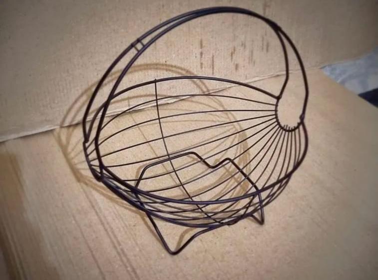 Oval Shape Bowl Style Fruit and vegetable basket / Kitchen Organizer/ Bread Basket / Snacks Basket in metal frame