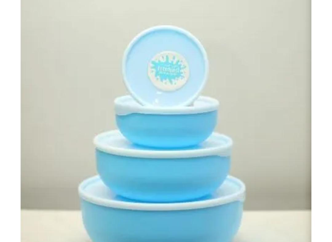 Premium Plastic Storage Bowls with Lids – Set of 4 (Multiple Colors)